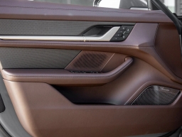 Porsche Taycan Turbo S AWD 2026