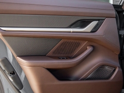 Porsche Taycan Turbo S AWD 2026