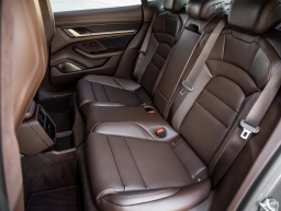 Porsche Taycan Turbo S AWD 2026