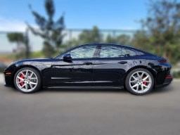 Porsche Panamera 4S E-Hybrid AWD 2025