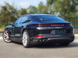 Porsche Panamera 4S E-Hybrid AWD 2025