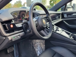 Porsche Panamera 4S E-Hybrid AWD 2025