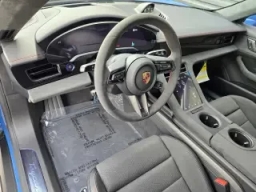 Porsche Taycan GTS AWD 2026