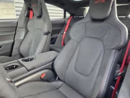 Porsche Taycan GTS AWD 2026