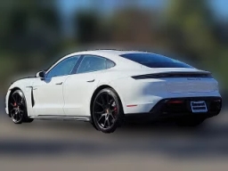 Porsche Taycan GTS AWD 2025