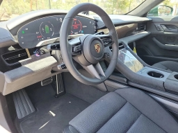 Porsche Taycan GTS AWD 2025