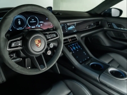 Porsche Taycan GTS AWD 2026