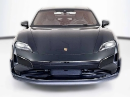 Porsche Taycan Turbo GT AWD w/Weissach Package 2025