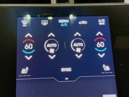 Porsche Taycan Turbo GT AWD w/Weissach Package 2025