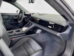 Porsche Taycan Turbo GT AWD w/Weissach Package 2025