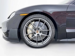 Porsche Taycan Turbo GT AWD w/Weissach Package 2025