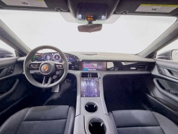 Porsche Taycan Turbo GT AWD w/Weissach Package 2025