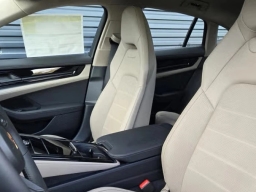 Porsche Panamera 4 E-Hybrid AWD 2026