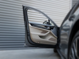 Porsche Panamera 4 E-Hybrid AWD 2026