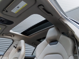 Porsche Panamera 4 E-Hybrid AWD 2026