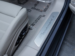 Porsche Panamera 4 E-Hybrid AWD 2026