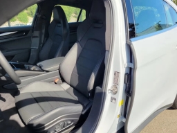 Porsche Panamera 4 E-Hybrid AWD 2026