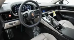 Porsche Panamera 4 E-Hybrid AWD 2026