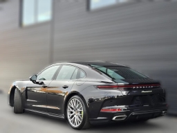 Porsche Panamera 4 E-Hybrid AWD 2026