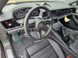 Porsche Panamera 4 E-Hybrid AWD 2026