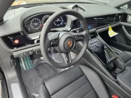 Porsche Panamera 4 E-Hybrid AWD 2026