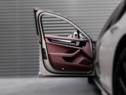 Porsche Panamera 4 E-Hybrid AWD 2026