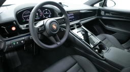 Porsche Panamera 4 E-Hybrid AWD 2026