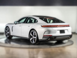 Porsche Panamera 4 E-Hybrid AWD 2026