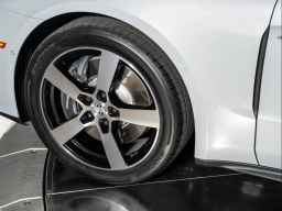 Porsche Panamera 4 E-Hybrid AWD 2026