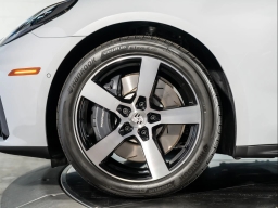 Porsche Panamera 4 E-Hybrid AWD 2026