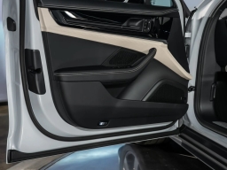 Porsche Panamera 4 E-Hybrid AWD 2026