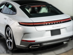Porsche Panamera 4 E-Hybrid AWD 2026