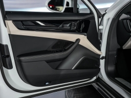 Porsche Panamera Turbo E-Hybrid AWD 2026