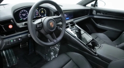 Porsche Panamera GTS AWD 2026