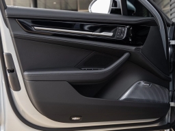 Porsche Panamera GTS AWD 2026