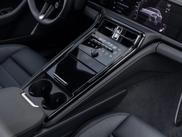 Porsche Panamera GTS AWD 2026