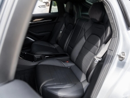 Porsche Panamera GTS AWD 2026