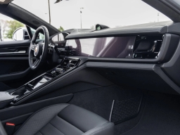 Porsche Panamera GTS AWD 2026