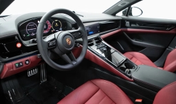 Porsche Panamera GTS AWD 2026