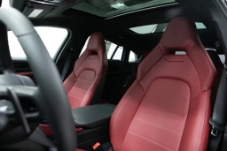 Porsche Panamera GTS AWD 2026