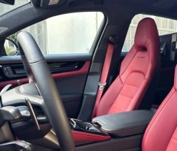 Porsche Panamera GTS AWD 2026