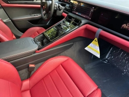 Porsche Panamera GTS AWD 2026