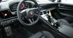 Porsche Panamera GTS AWD 2026