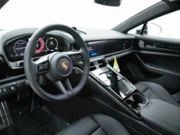 Porsche Panamera GTS AWD 2026