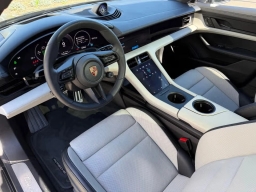 Porsche Taycan 4S Cross Turismo AWD 2025