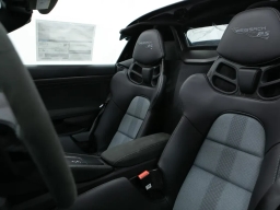 Porsche 718 Spyder RS Roadster 2025