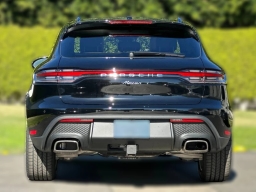 Porsche Macan T AWD 2026