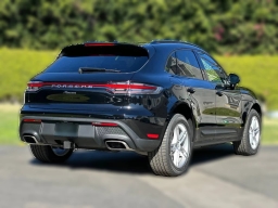 Porsche Macan T AWD 2026