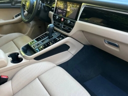 Porsche Macan T AWD 2026