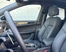 Porsche Macan T AWD 2026